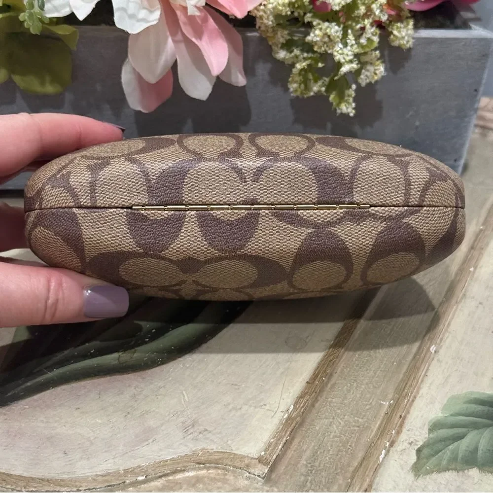 Coach Eyeglasses Sunglasses Hard Shell Case & Cleaning Cloth